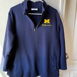 Michigan Wolverines woman’s pullover zipper neck XL